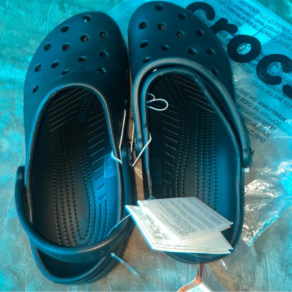 CROCS Classic Black Size 10Men/12Women - Picture 3 of 6